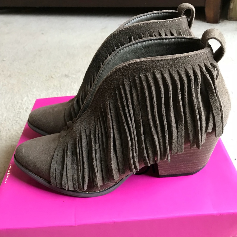 Corky's Western bootie with fringe