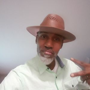 Meet your Posher, Cedric