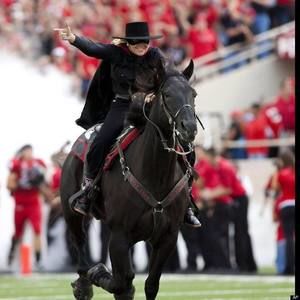 Meet your Posher, Chaz