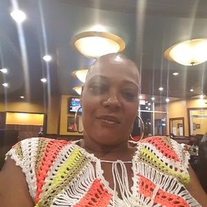 Meet your Posher, Shari