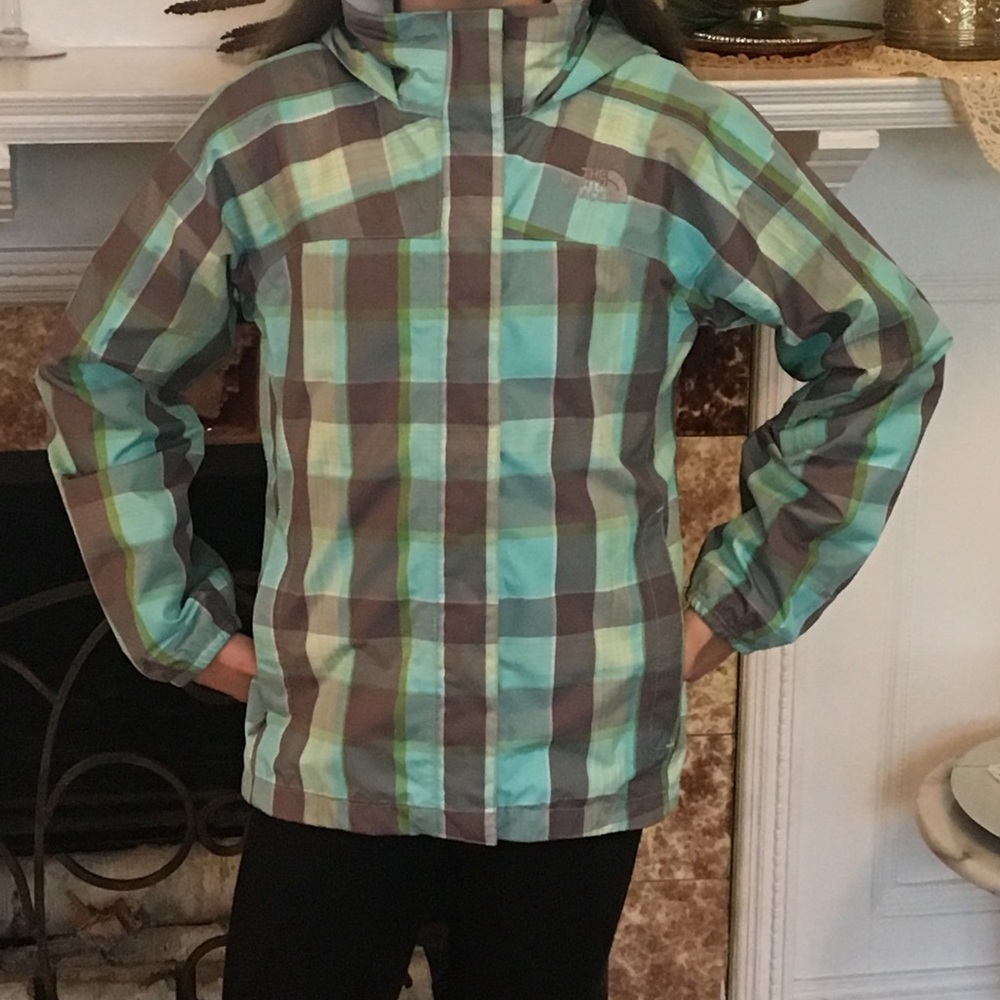 North Face girls rain coat... like brand new!