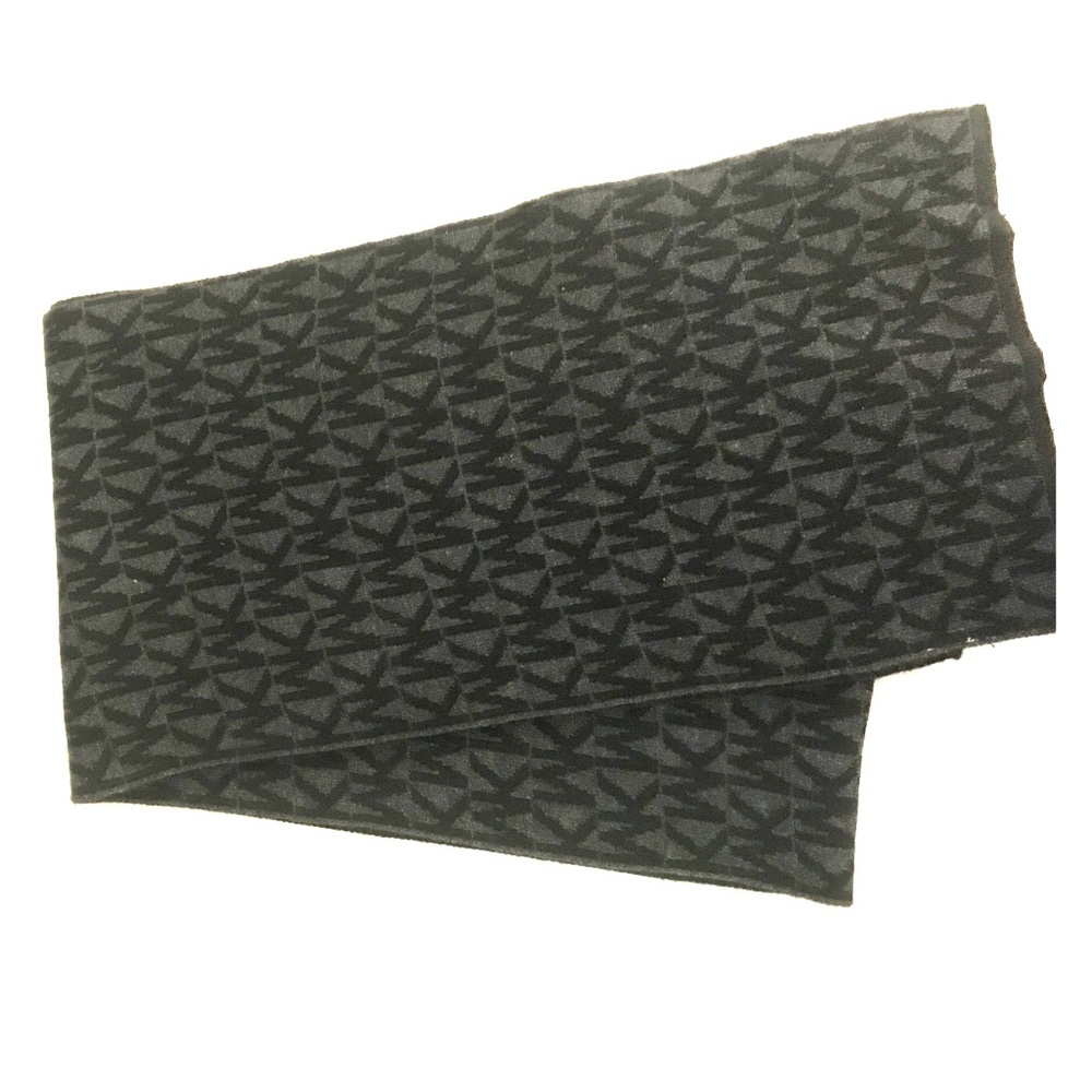 Michael Kors scarf