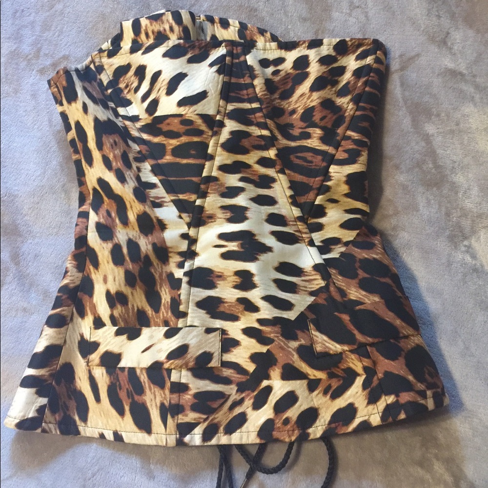 Leopard corset