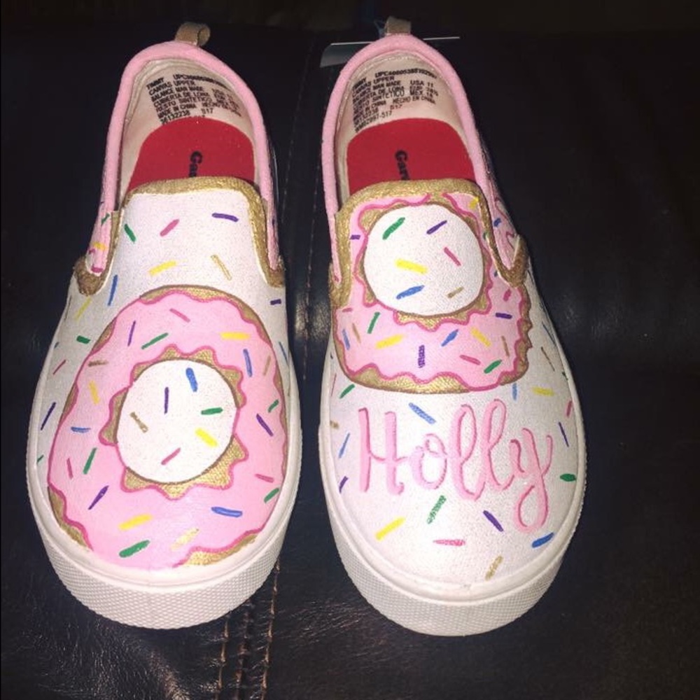 "Holly" donut shoes