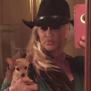 Meet your Posher, Jodi