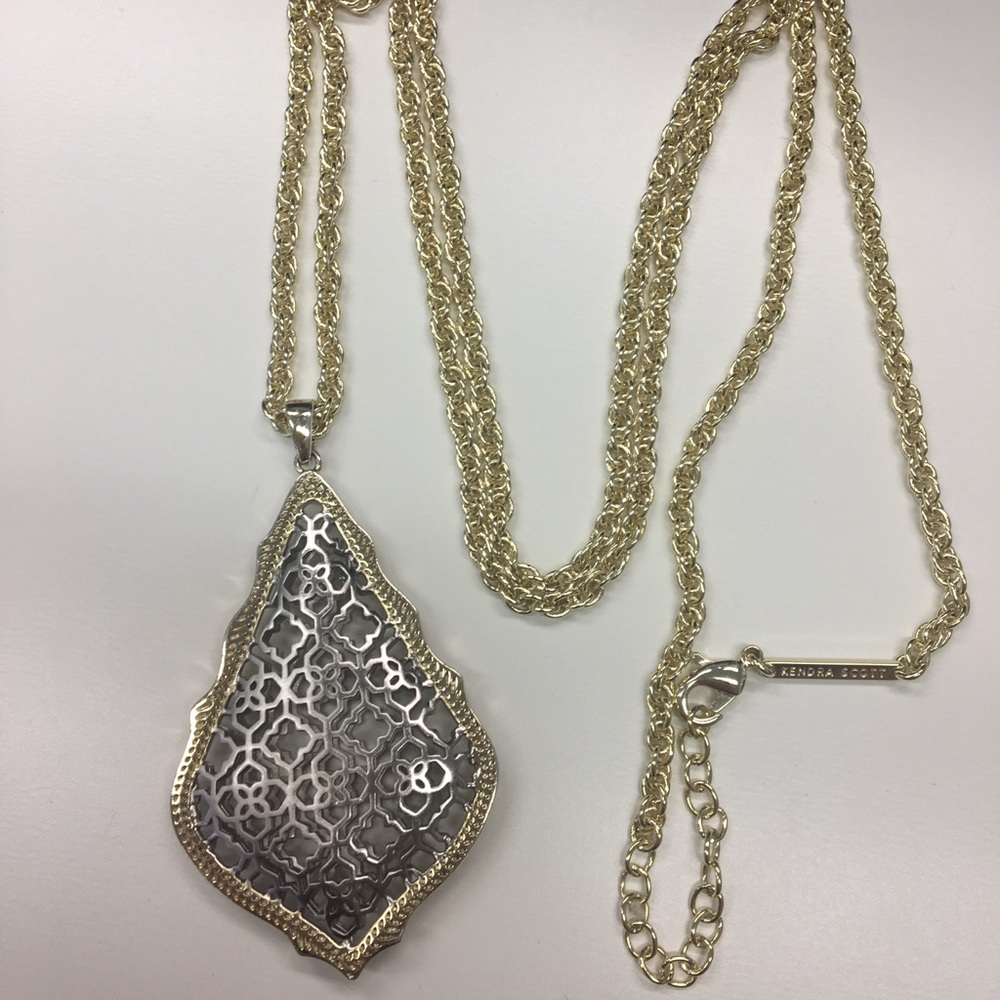 Kendra Scott Aiden Gold Necklace In Silver
