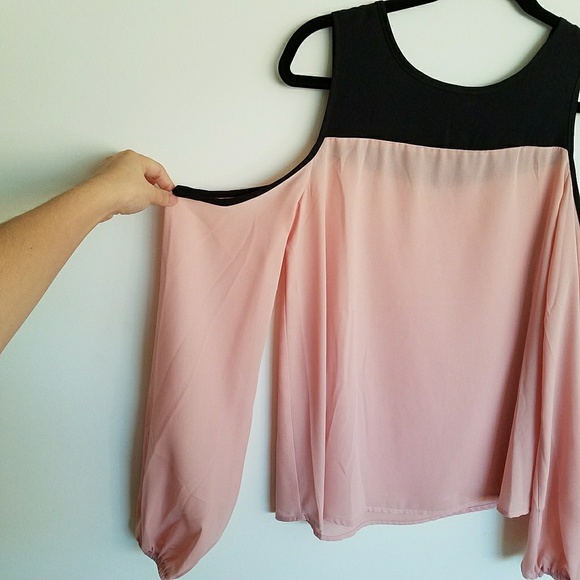 Open Shoulder Chiffon Top - Picture 3 of 5