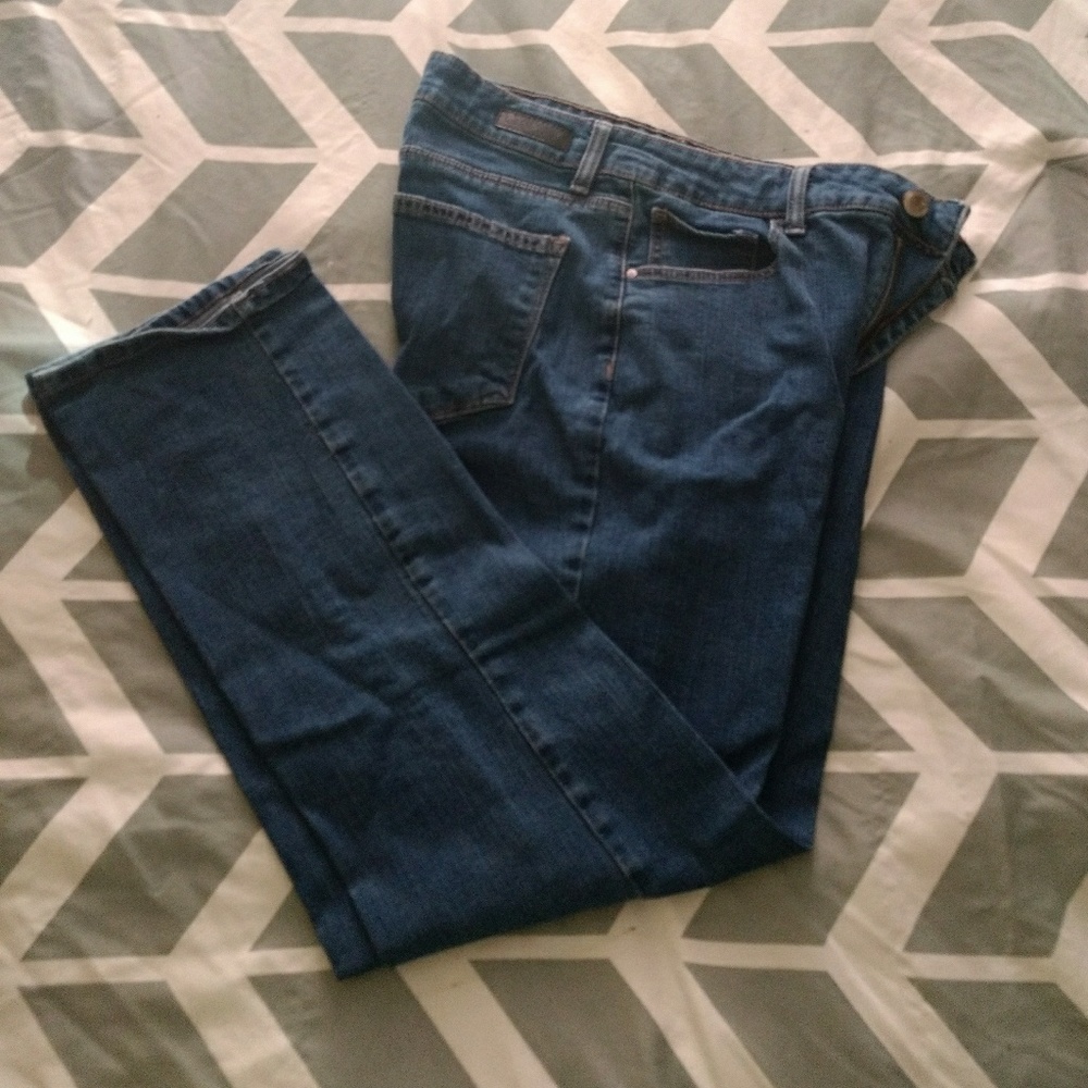 ✌️FINAL PRICE ✌️Lee Stretch Jeans 10 Short