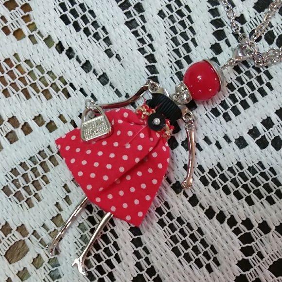 French doll necklace,  red with white dots - Picture 3 of 3