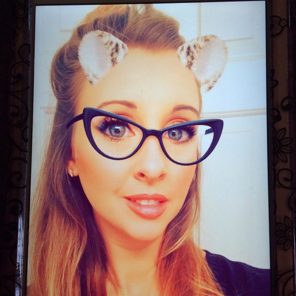Meet your Posher, Kassey