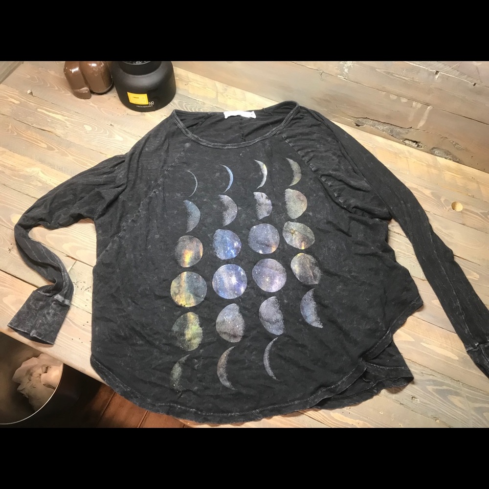 Project social loose yoga moon shirt