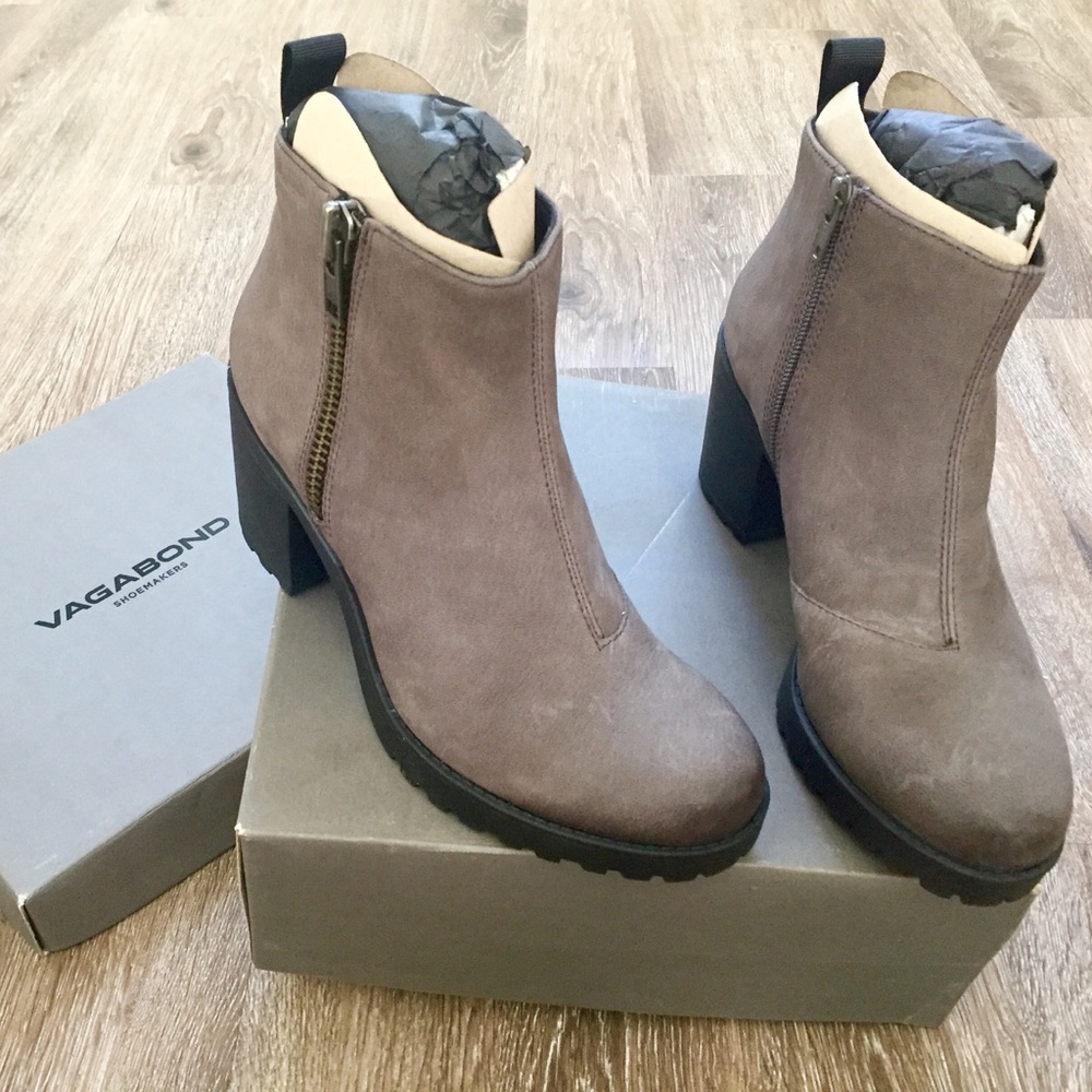 Vagabond Shoemakers Gray Leather Ankle Boots