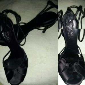 Badgley Mischka black strappy Heels Italy Size 7.5