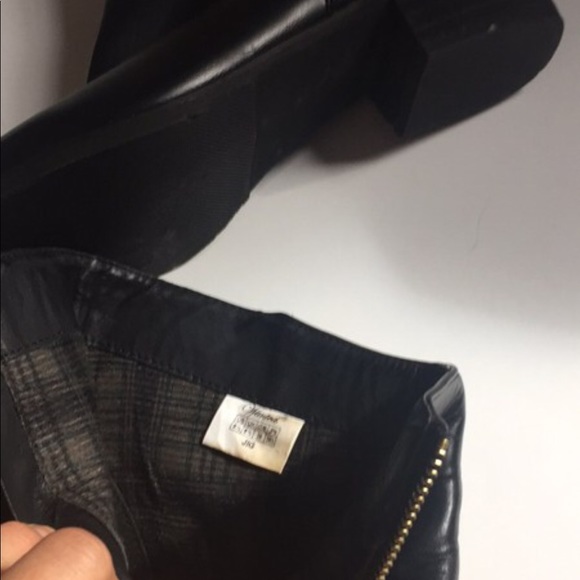 Black leather booties 8.5 - Picture 4 of 6