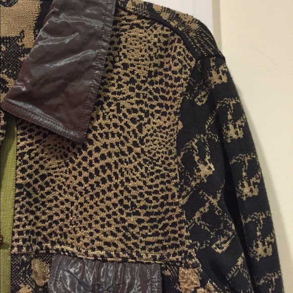 Jacket - Picture 2 of 6