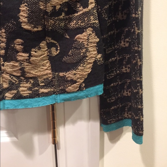 Jacket - Picture 3 of 6