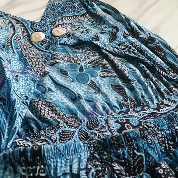 Blue pattern dress - Picture 3 of 4