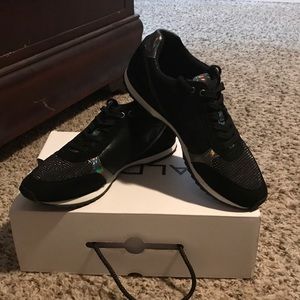 Black Aldo Sporty shoe