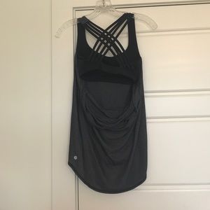 Lululemon workout top