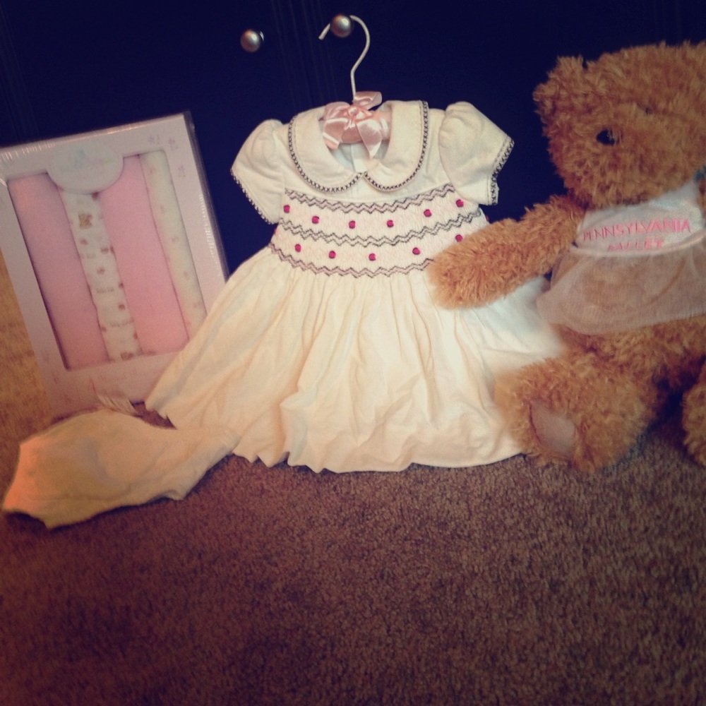 NWT corduroy dress set w/receiving blankets