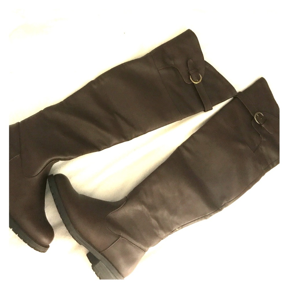 Over the knees boots