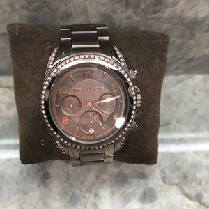 MK 5493 Runway Brown Glitz Women's Watch