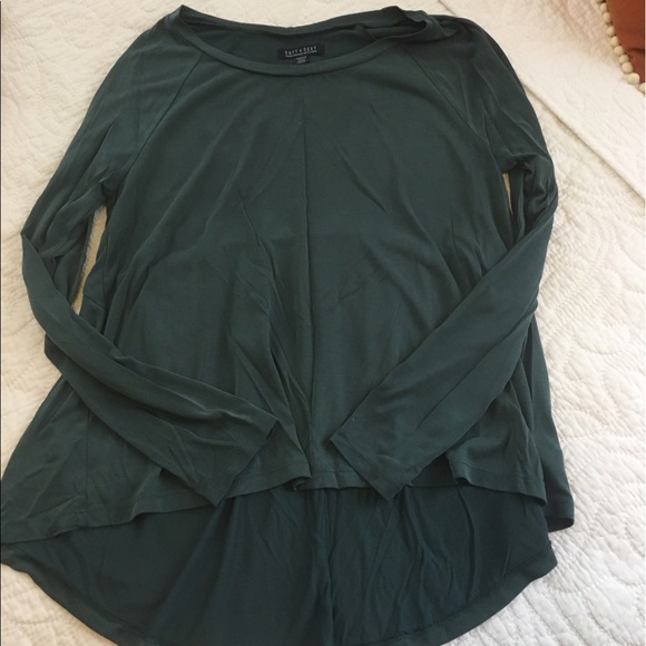 American Eagle Outfitters Tops - Soft & Sexy American Eagle Dark Green long sleeve