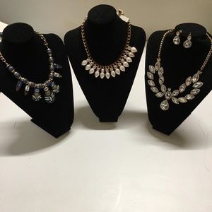 NECLACE AND EARINGS SET BUNDLE