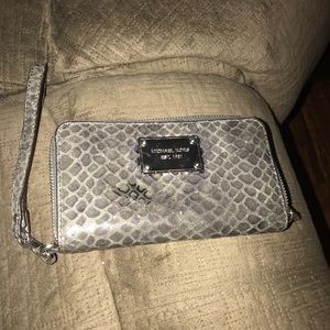 Michael Kors Wristlet