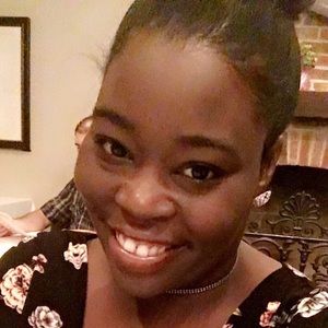 Meet your Posher, Donisha