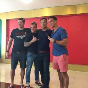 Meet your Posher, Cuong