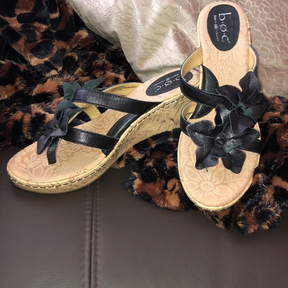 b.o.c. Shoes - NEW Born Concept wedge sandals size 8