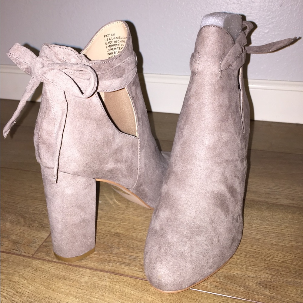 Booties - Picture 3 of 3