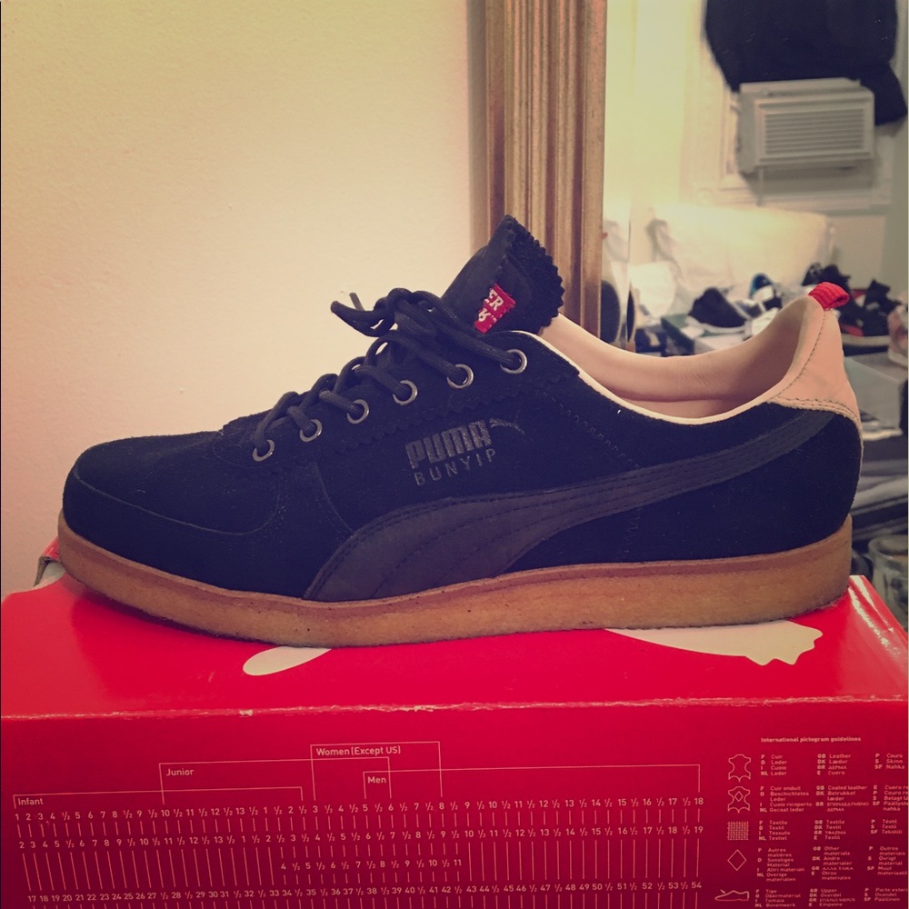 PUMA Clyde BUNYIP EDITION. Size 8. Suede+gum sole