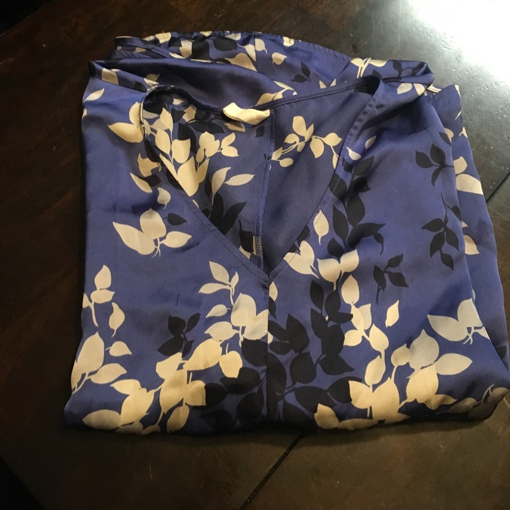 Blue flower tlh by hype small