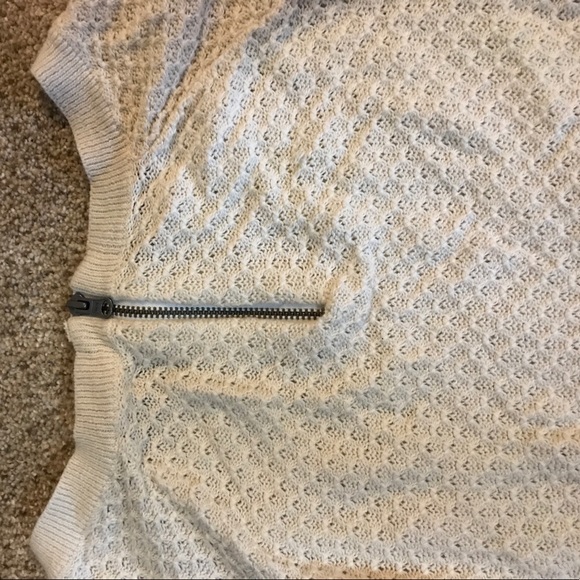 Beige sweater - Picture 2 of 2