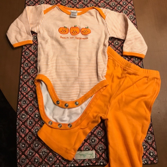 Baby's First Halloween Sz 3-6mns Unisex NWOT - Picture 2 of 6
