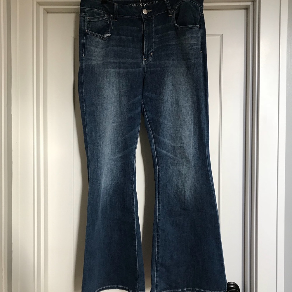 American Eagle Flared Jeans