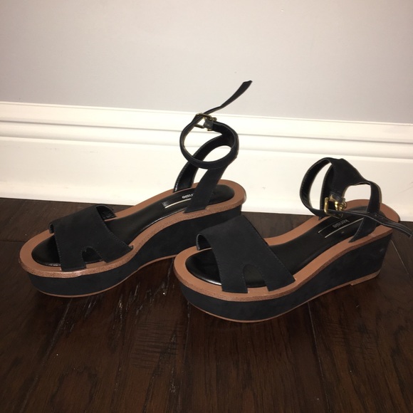 Shoes - Picture 2 of 2