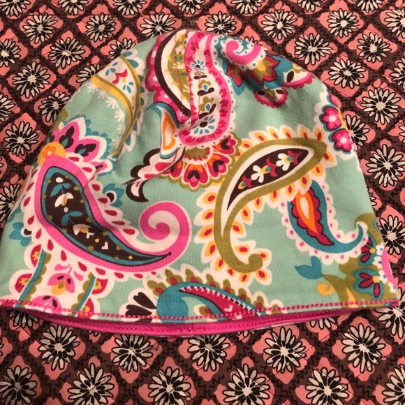 Vera Bradley hat and socks EUC - Picture 2 of 4