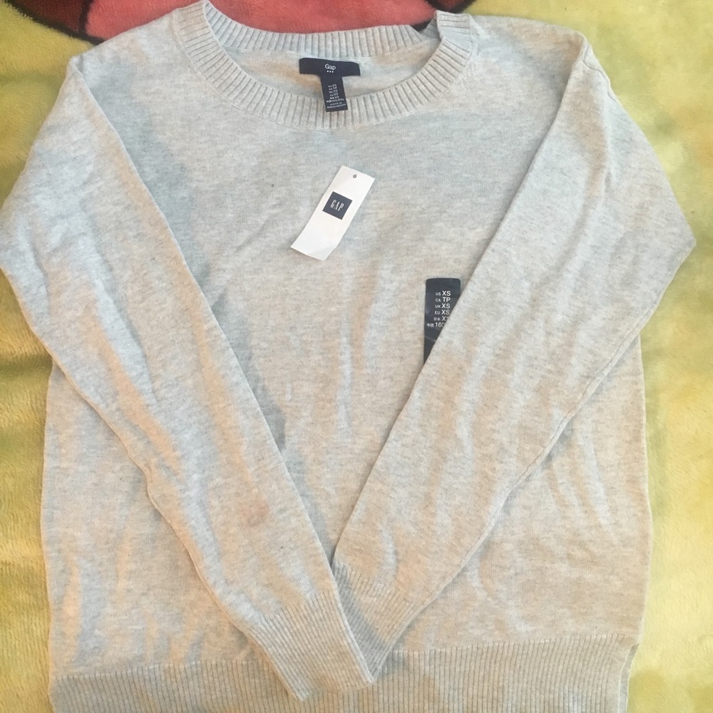 Brand new girls gap cotton sweater.