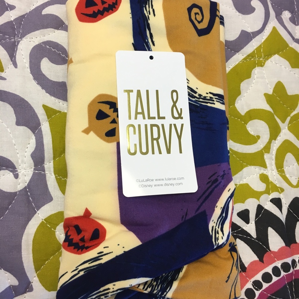 Nightmare Before Christmas Lularoe leggings!