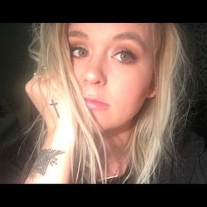 Meet your Posher, Ashlee