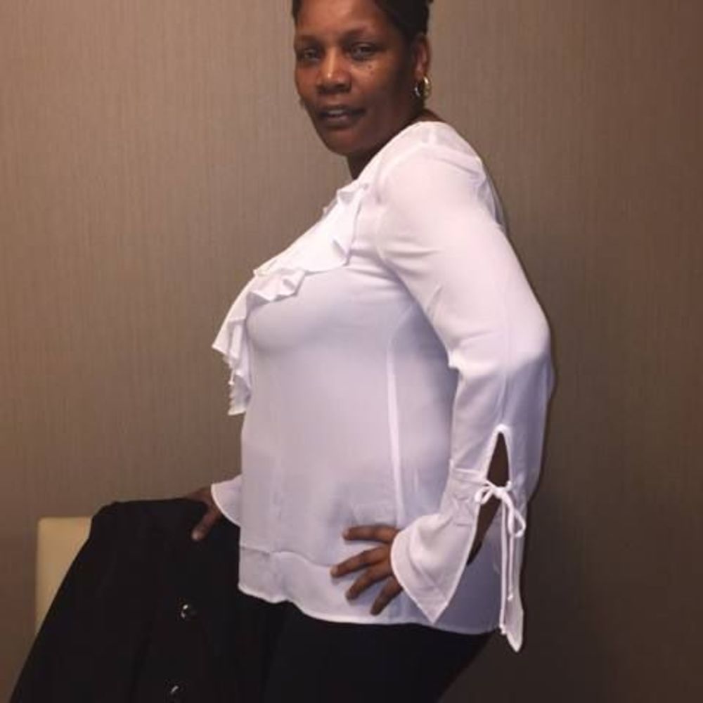 Meet your Posher, Lolettia