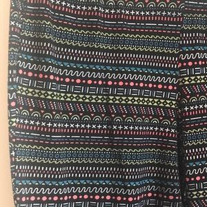 Torrid Size 2 18/20 full length leggings geometric
