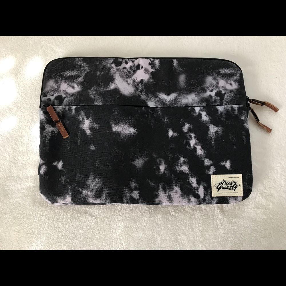 Grizzly Griptape Laptop Case
