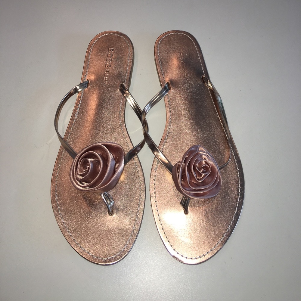 BCBGirls pink flip flops size 9