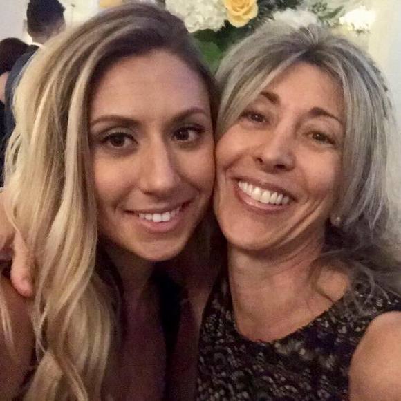 Meet your Posher, Alexandra - Picture 1 of 1