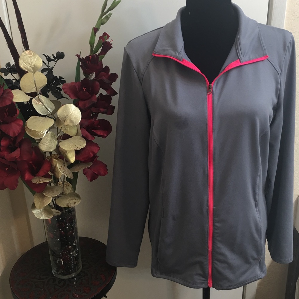 💜 Activewear Jacket💜✖️Price Firm✖️