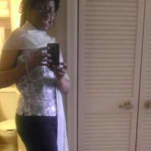 Meet your Posher, Tonia